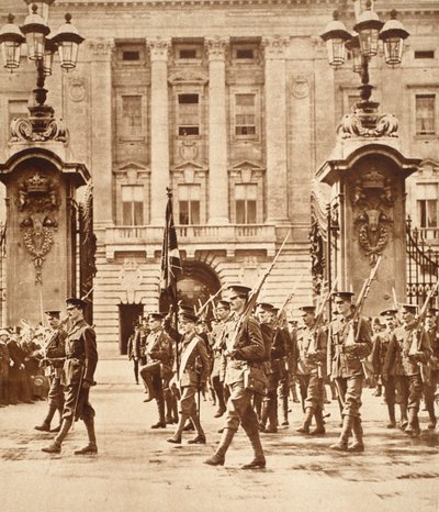 Re Edoardo VIII che porta il colore a Buckingham Palace, quando fu commissionato nelle Guardie Granatieri, 1914 da Jean Gaspard Lavater